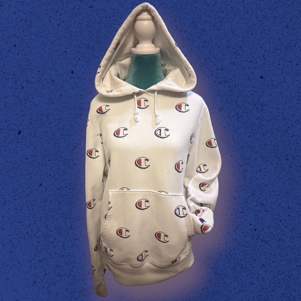 Champion logo hoodie small